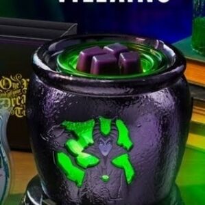 Scentsy Disney Villains Designen With Large Welcome Home Scent Brick
